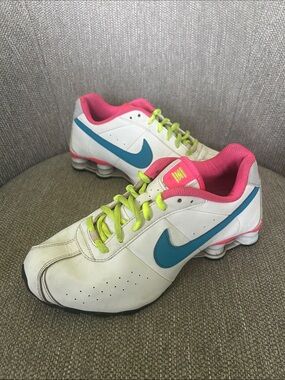 Nike Shox Classic Sneakers